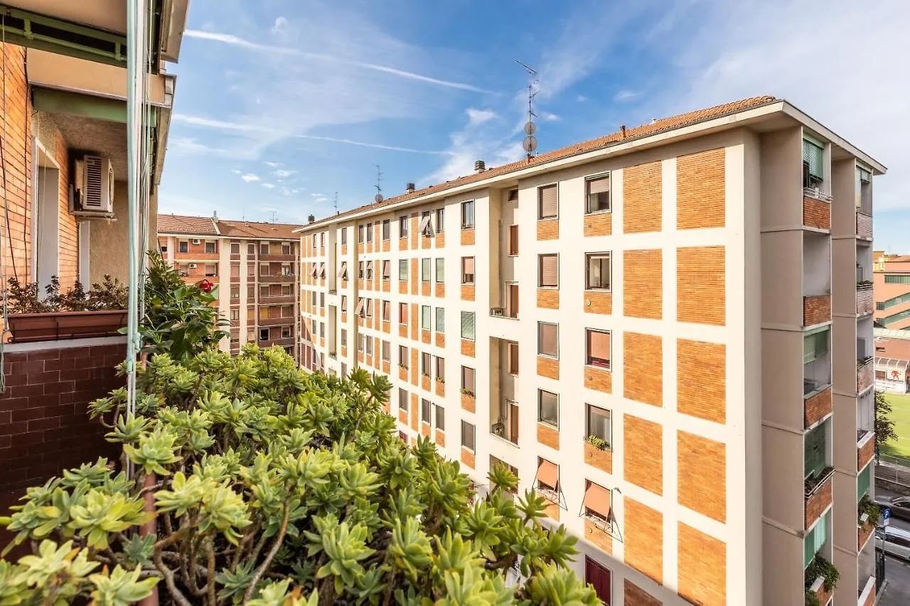 Rosselli 13 Milan Apartment 0*,  Italy