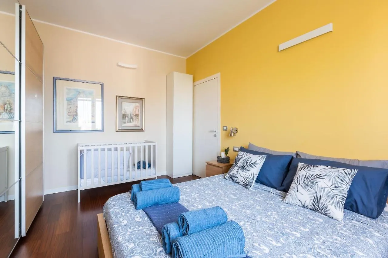 Rosselli 13 Milan Apartment Ιταλία